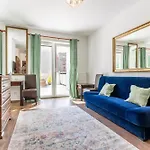 Kopernik Park Apartment