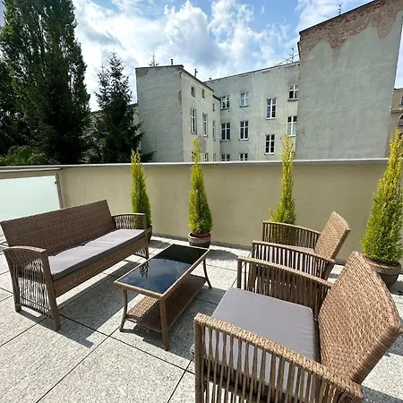 Kopernik Park Apartment *