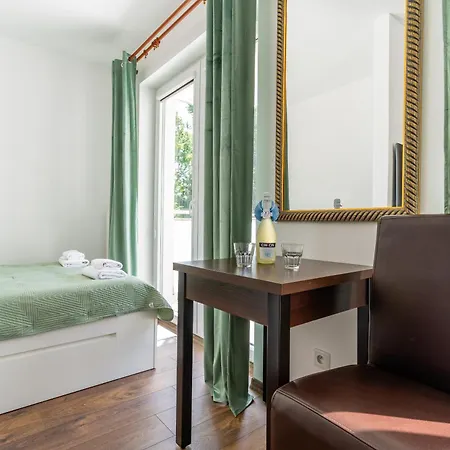 公寓 Kopernik Park *